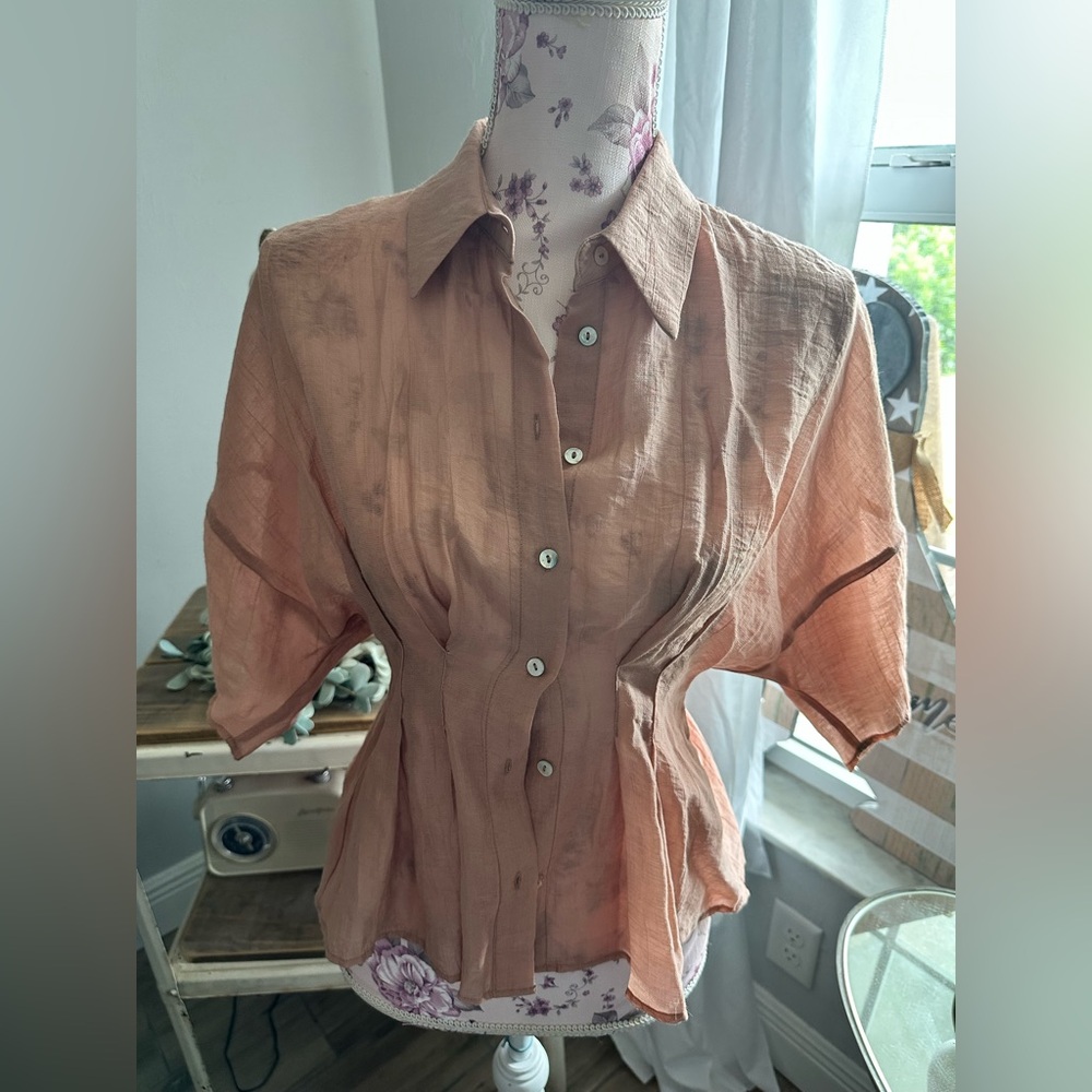 Zara Button-Front Short Sleeve fitted Blouse